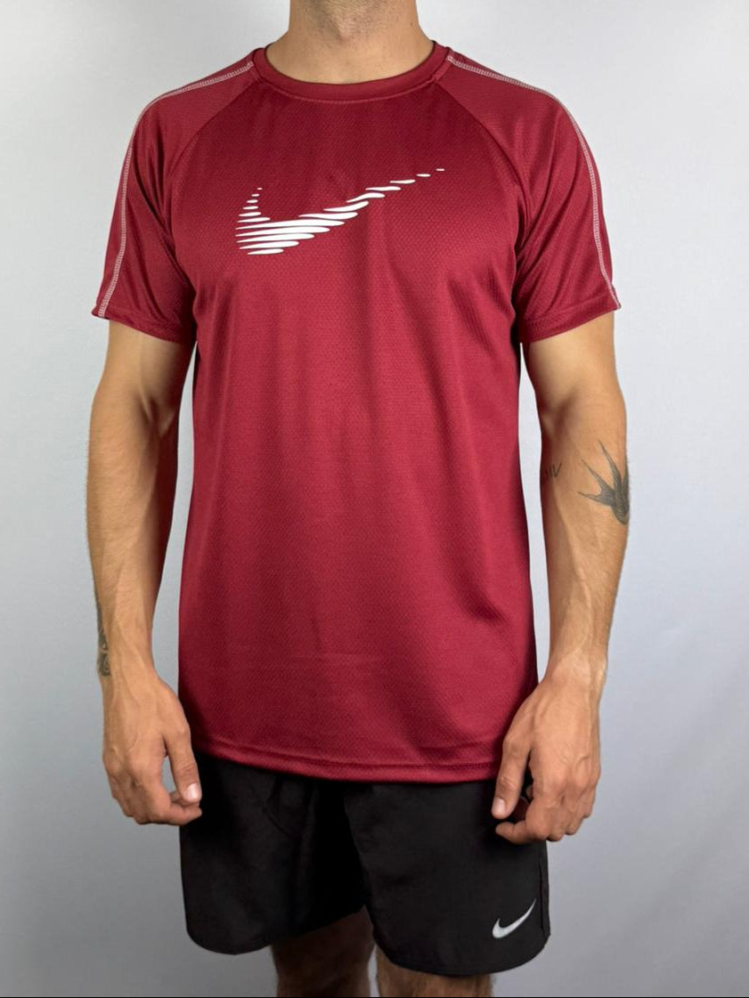 Camiseta Dry Fit Nike ATACK