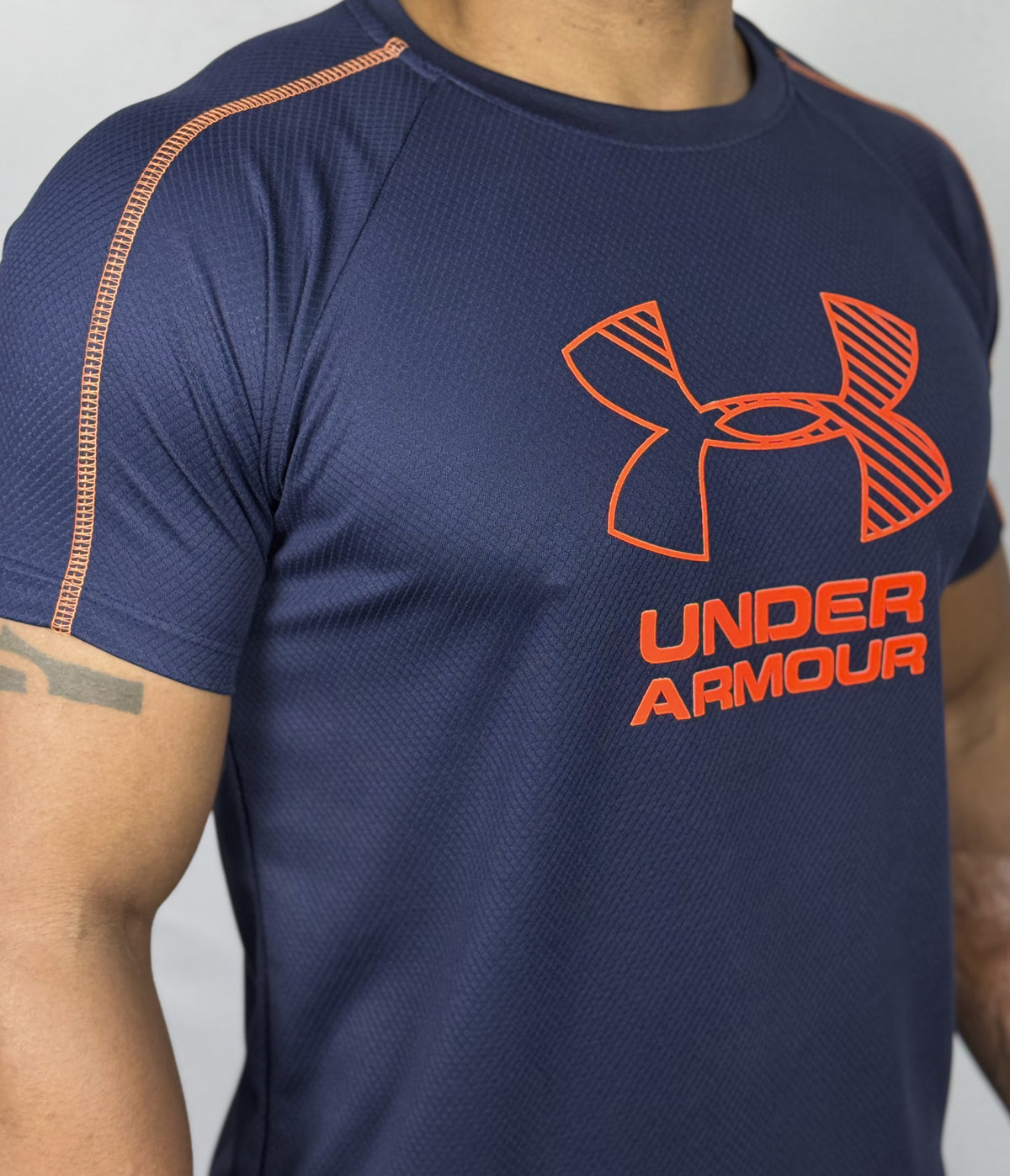 (G1 ao G4) Camiseta Dry Fit Under armour PRO V2